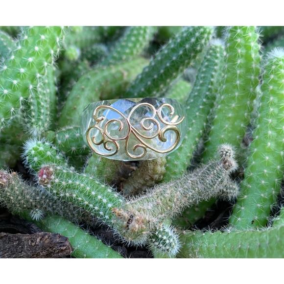 Elizabeth Adams 14K Gold and Glass Ring Size 11 - Picture 6 of 7